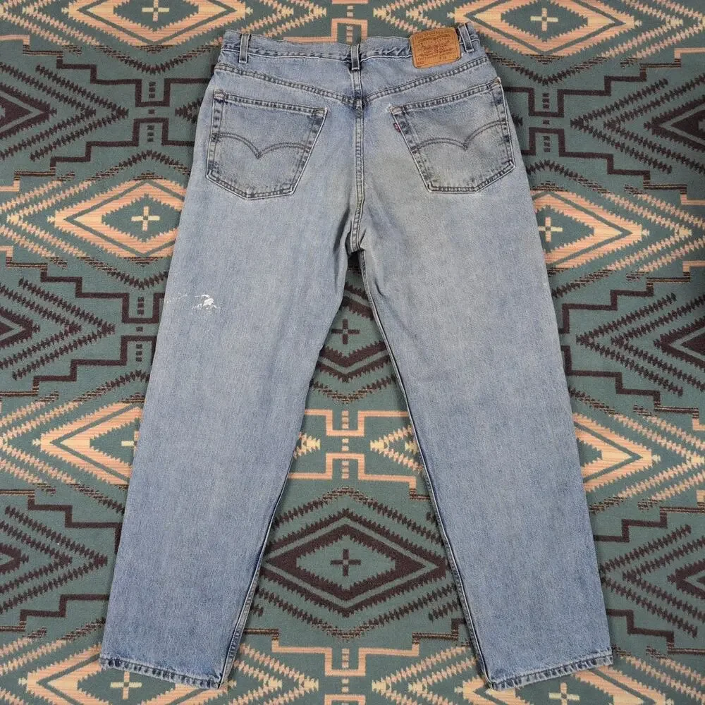 Levis 550 Jeans Relaxed Fit Mens 36x31 Blue Straight Leg USA Vintage Light Wash